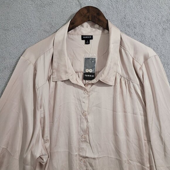 NWT Torrid Madison Women's 4X Satin Button-Up Long Sleeve Shirt    JPT - Picture 7 of 8